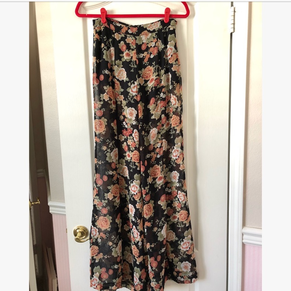 Floral Flowy Pants
